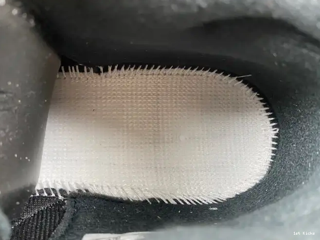 1st Kicks Shoes X JORDAN CUT TRAVIS FZ8117-100 CHECK THE SCOTT 0618